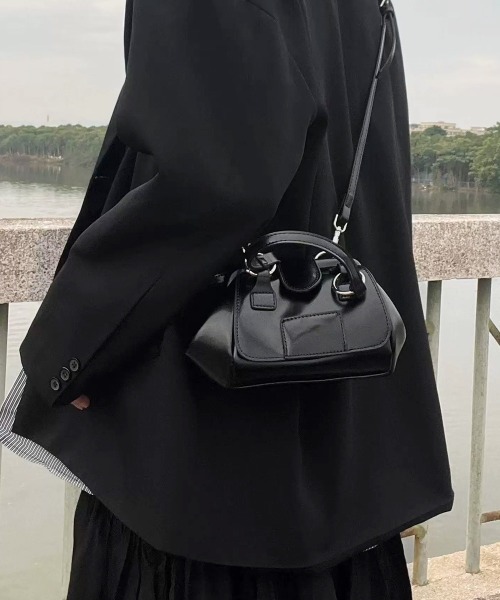 SEN TOKYO（セントーキョー）の「軽くて使いやすい2WAYアイテム。ミニボストンハンドバック（ハンドバッグ・レディース・ブラック・FREE）」の5枚目の写真