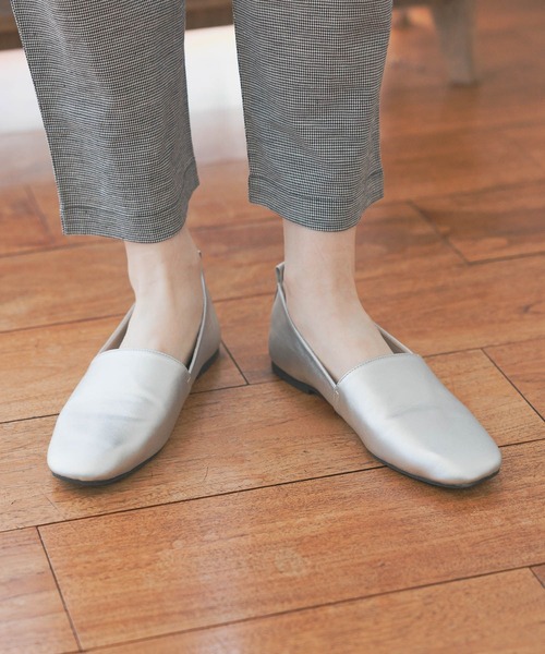 studio CLIP（スタディオクリップ）の「【消臭/抗菌防臭/クッションインソール】カラー柔らかパンプス（パンプス・レディース・イエロー/その他2/ブラック/ホワイト・SMALL/MEDIUM/LARGE/X-LARGE）」の7枚目の写真