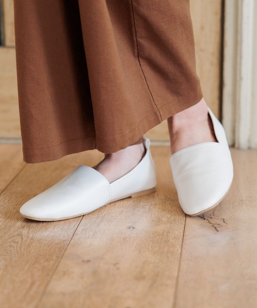 studio CLIP（スタディオクリップ）の「【消臭/抗菌防臭/クッションインソール】カラー柔らかパンプス（パンプス・レディース・イエロー/その他2/ブラック/ホワイト・SMALL/MEDIUM/LARGE/X-LARGE）」の11枚目の写真