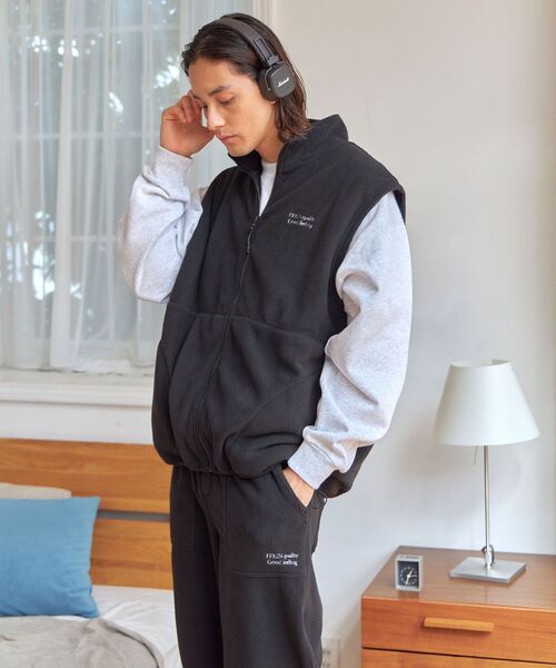 FFEIN（フェイン）の「【FFEIN(フェイン)】刺繍ロゴベイカーフリースワイドパンツ / 刺繍 ワイド ドローコード（その他パンツ・メンズ・ネイビー/ブラック/オフホワイト/グレー・LARGE/MEDIUM/SMALL）」の8枚目の写真