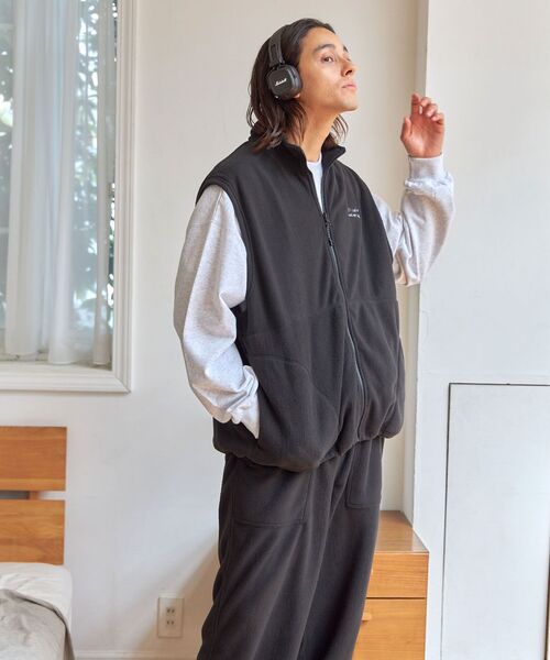 FFEIN（フェイン）の「【FFEIN(フェイン)】刺繍ロゴベイカーフリースワイドパンツ / 刺繍 ワイド ドローコード（その他パンツ・メンズ・ネイビー/ブラック/オフホワイト/グレー・LARGE/MEDIUM/SMALL）」の9枚目の写真