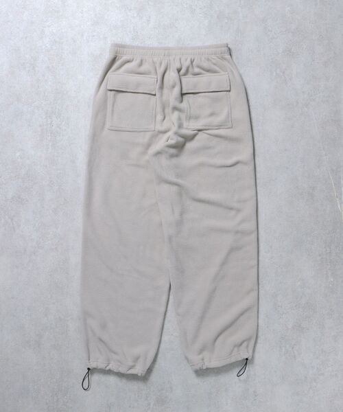 FFEIN（フェイン）の「【FFEIN(フェイン)】刺繍ロゴベイカーフリースワイドパンツ / 刺繍 ワイド ドローコード（その他パンツ・メンズ・ネイビー/ブラック/オフホワイト/グレー・LARGE/MEDIUM/SMALL）」の21枚目の写真