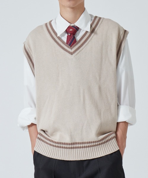 WEGO(ウィゴー)の「WEGO/メンズラインスクールニットベスト(ベスト・メンズ・ベージュ/ネイビー/オフホワイト・MEDIUM/LARGE)」の2枚目の写真