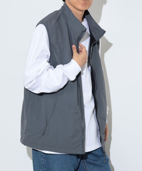 BEAMS HEART（ビームスハート）の「ナイロンワッシャー 起毛 メッシュベスト 【撥水加工】（ベスト・メンズ・チャコールグレー/ブラック・S/M/L）」の15枚目の写真