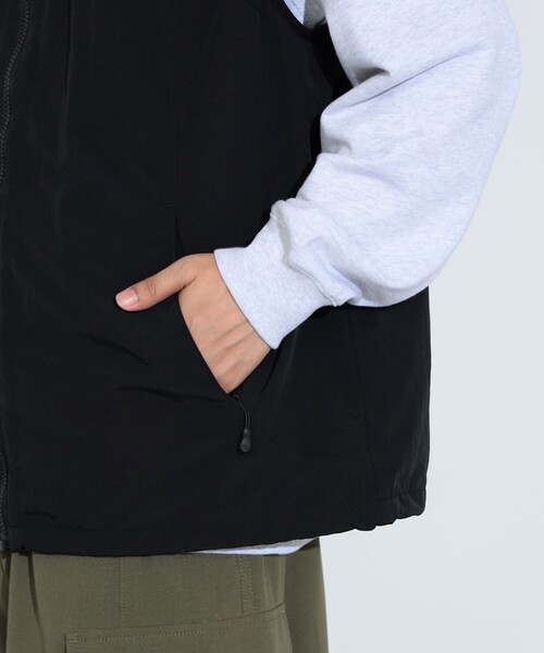 BEAMS HEART（ビームスハート）の「ナイロンワッシャー 起毛 メッシュベスト 【撥水加工】（ベスト・メンズ・チャコールグレー/ブラック・S/M/L）」の13枚目の写真