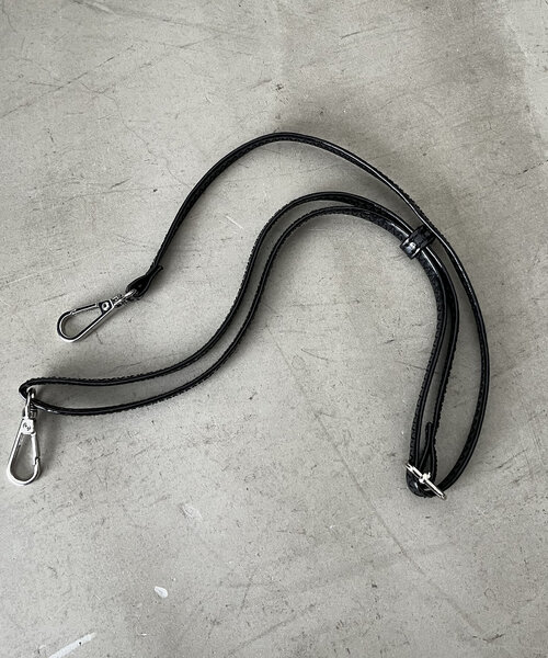 CAPRICIEUX LE'MAGE（カプリシューレマージュ）の「ブロッキングスクエアバッグ（ショルダーバッグ・レディース・ブラック/シルバー・FREE）」の12枚目の写真