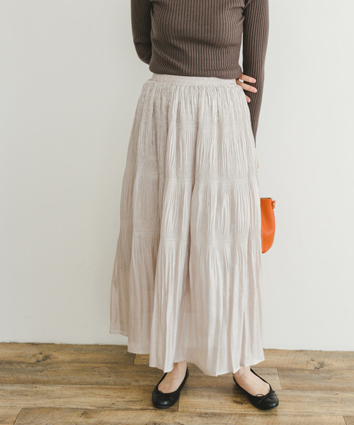 ITEMS URBANRESEARCH(アイテムズ アーバンリサーチ)の「マジョリカプリーツシャイニースカート(スカート・レディース・ブルー系その他/ホワイト系その他/ブラック・FREE)」の1枚目の写真