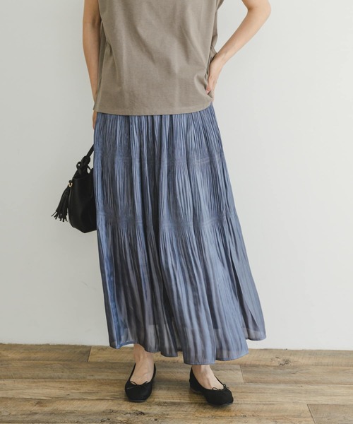 ITEMS URBANRESEARCH(アイテムズ アーバンリサーチ)の「マジョリカプリーツシャイニースカート(スカート・レディース・ブルー系その他/ホワイト系その他/ブラック・FREE)」の9枚目の写真