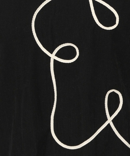 LOWRYS FARM(ローリーズファーム)の「2WAYエンブロイダリーLS 145665(Tシャツ/カットソー・レディース・ブラック/アイボリー・FREE)」の12枚目の写真