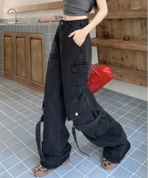 lilful（リルフル）の「ベルト付きデザインカーゴパンツ（カーゴパンツ・レディース）」