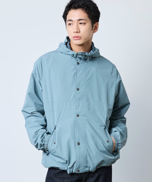 L.L.Bean(エルエルビーン)の「マウンテン・クラシック・レイン・ジャケット 米国フィット・レギュラー(ナイロンジャケット・メンズ・ブルー系その他/グリーン系その他/ブラック/ブルー系その他2/ブルーグレー・SMALL/MEDIUM/LARGE/X-LARGE)」の3枚目の写真
