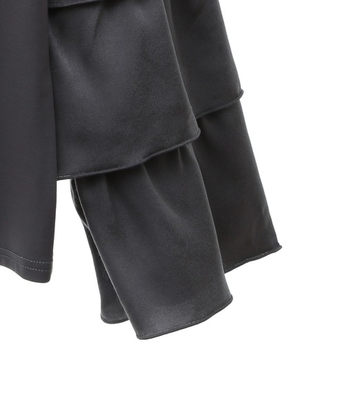 ESCAR(エスカー)の「■ESCAR フリルスリーブプルオーバー(Tシャツ/カットソー・レディース・チャコールグレー/ブラック・FREE)」の3枚目の写真