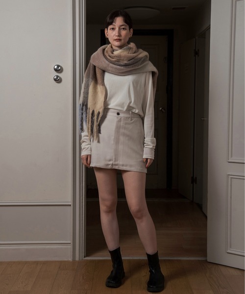 lawgy(ラウジー)の「round neck sheer velvet like tops / ラウンドネックシアーベルベットライクトップス(Tシャツ/カットソー・レディース・グレー/ホワイト/マスタード・FREE)」の8枚目の写真