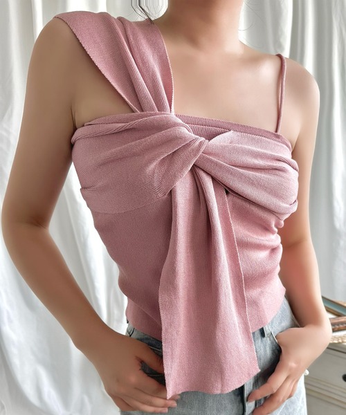 Jasmine Grandiflorum(ジャスミングランディフローラム)の「【Jasmine】アシメトリーキャミソール (SS)(キャミソール・レディース・ホワイト/ピンク/ブラック/ライトベージュ・FREE)」の4枚目の写真