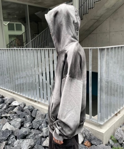 Never mind the XU / Chikashitsu+(ネバーマインド ザ エックスユー / チカシツプラス)の「【nmtc+】washing zip up hoodie / 【エヌエムティーシープラス】ウォッシングジップアップパーカー(パーカー・メンズ・ホワイト/グレー/ブラック・ONE SIZE)」の8枚目の写真