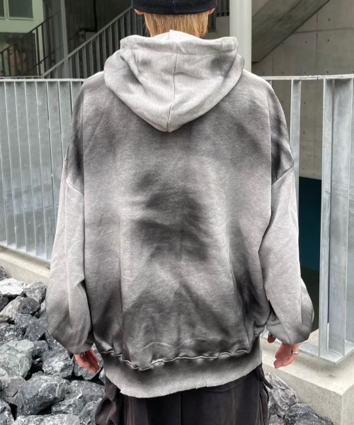 Never mind the XU / Chikashitsu+(ネバーマインド ザ エックスユー / チカシツプラス)の「【nmtc+】washing zip up hoodie / 【エヌエムティーシープラス】ウォッシングジップアップパーカー(パーカー・メンズ・ホワイト/グレー/ブラック・ONE SIZE)」の9枚目の写真