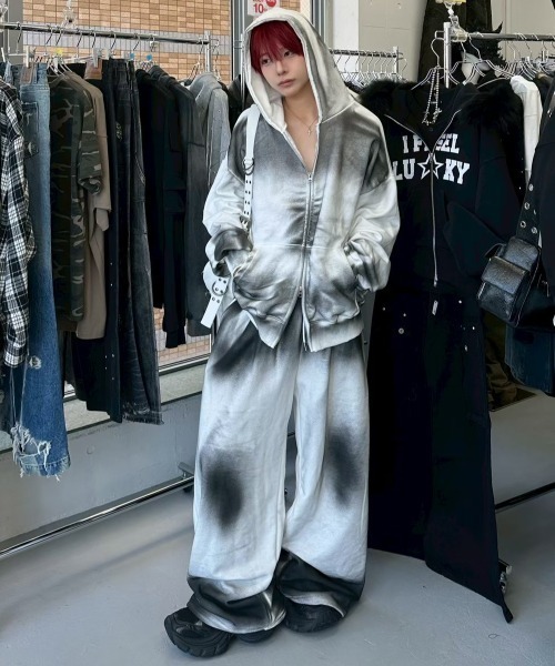 Never mind the XU / Chikashitsu+(ネバーマインド ザ エックスユー / チカシツプラス)の「【nmtc+】washing zip up hoodie / 【エヌエムティーシープラス】ウォッシングジップアップパーカー(パーカー・メンズ・ホワイト/グレー/ブラック・ONE SIZE)」の21枚目の写真