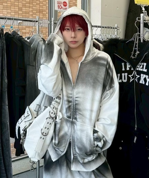 Never mind the XU / Chikashitsu+(ネバーマインド ザ エックスユー / チカシツプラス)の「【nmtc+】washing zip up hoodie / 【エヌエムティーシープラス】ウォッシングジップアップパーカー(パーカー・メンズ・ホワイト/グレー/ブラック・ONE SIZE)」の19枚目の写真
