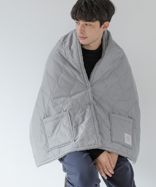 LAKOLE（ラコレ）の「羽織りブランケット / 145703（ブランケット・レディース・チャコール/カーキ/グレー・FREE）」の2枚目の写真