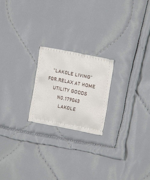 LAKOLE（ラコレ）の「羽織りブランケット / 145703（ブランケット・レディース・チャコール/カーキ/グレー・FREE）」の13枚目の写真