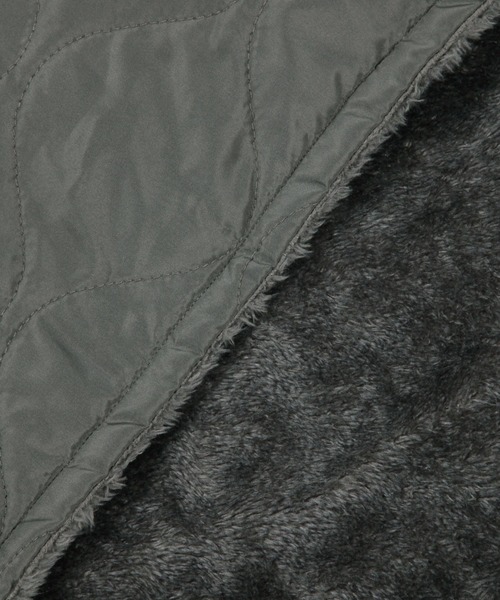 LAKOLE（ラコレ）の「羽織りブランケット / 145703（ブランケット・レディース・チャコール/カーキ/グレー・FREE）」の15枚目の写真