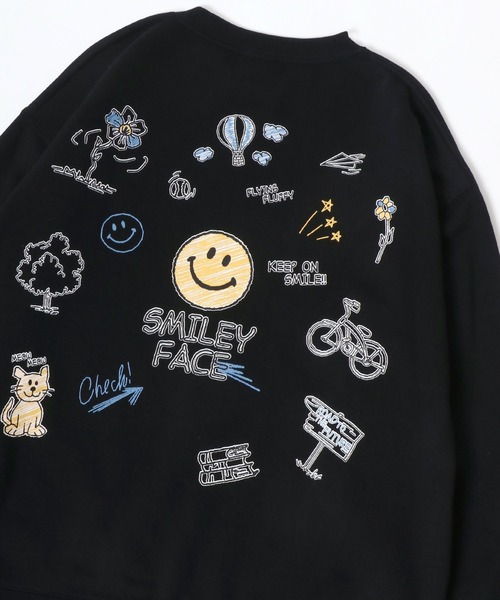 SMILEY FACE(スマイリーフェイス)の「SMILEY FACE/スマイリーフェイス 裏起毛 ワンポイント刺繍 袖 バックプリント オーバーサイズ スウェット レディース メンズ トレーナー(スウェット・レディース・ブラック/グレー系その他/ブラック系その他2/アッシュグレー/ブラック系その他/ブラック系その他3/ホワイト/ホワイト系その他/ネイビー/グレー系その他2/グレー系その他3/スミクロ・M/LL/L)」の21枚目の写真