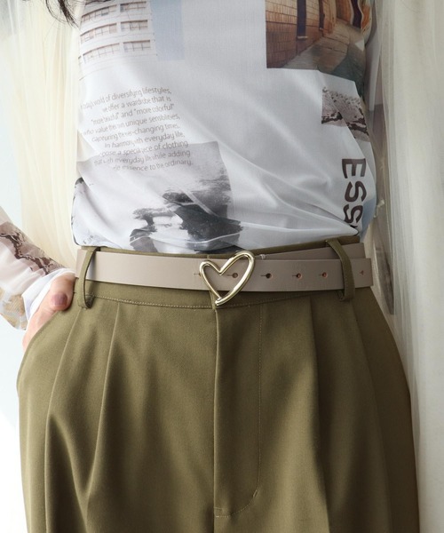 Three Four Time(スリーフォータイム)の「ハートバックルレザーベルト(ベルト・レディース・ブラック/ブラウン/ベージュ・FREE)」の1枚目の写真