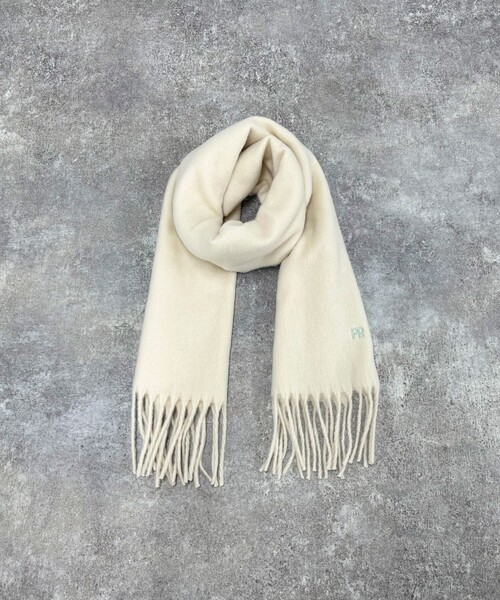 fredy emue（フレディエミュ）の「FR刺繍ブークレ無地ストール（ストール/ショール・レディース・ベビーピンク/サックスブルー/ブラック/キナリ・FREE）」の15枚目の写真