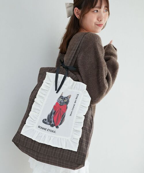 MAJESTIC LEGON（マジェスティックレゴン）の「おめかしネコチャントートバッグ（トートバッグ・レディース・ブラック系その他/ホワイト系その他2・FREE）」の2枚目の写真