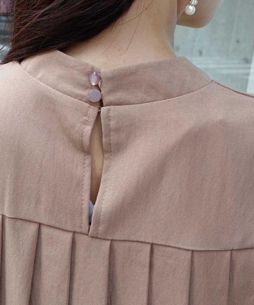 CORNERS（コーナーズ）の「プリーツチュニックブラウス（シャツ/ブラウス・レディース・ブラック/ネイビー/ベージュ・M）」の10枚目の写真