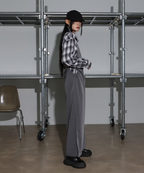 FOLLOWIN（フォロウィン）の「[UNISEX][一枚でもorレイヤード][カップルコーデもおすすめ]ベーシックオーバーフィットチェックシャツ（シャツ/ブラウス・レディース・ブラウン/ブラック・FREE）」の10枚目の写真