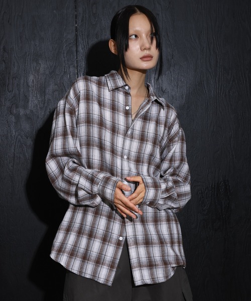 FOLLOWIN（フォロウィン）の「[UNISEX][一枚でもorレイヤード][カップルコーデもおすすめ]ベーシックオーバーフィットチェックシャツ（シャツ/ブラウス・レディース・ブラウン/ブラック・FREE）」の22枚目の写真