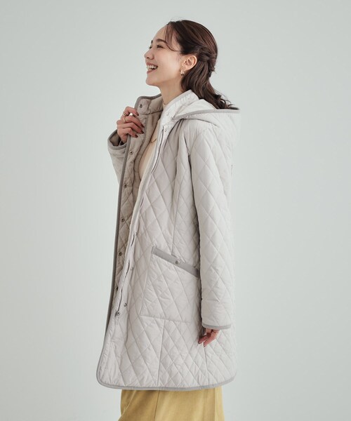 SHOO・LA・RUE（シューラルー）の「◆【フード取り外し可/撥水加工】自然にくびれる あったかダイヤ柄キルトコート（その他アウター・レディース・ブラック/グレー系その他/ライトベージュ・03/02/01/04）」の5枚目の写真