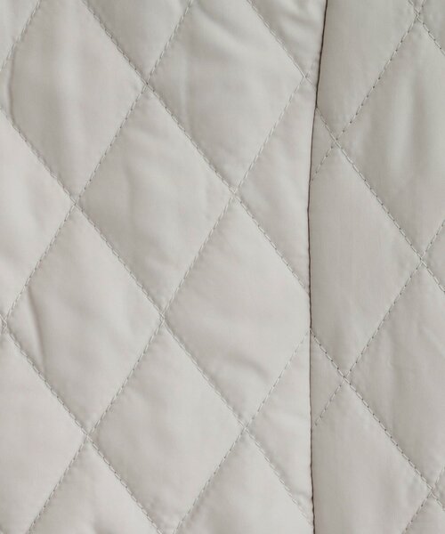 SHOO・LA・RUE（シューラルー）の「◆【フード取り外し可/撥水加工】自然にくびれる あったかダイヤ柄キルトコート（その他アウター・レディース・ブラック/グレー系その他/ライトベージュ・03/02/01/04）」の9枚目の写真