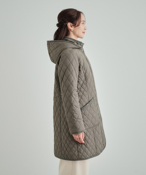SHOO・LA・RUE（シューラルー）の「◆【フード取り外し可/撥水加工】自然にくびれる あったかダイヤ柄キルトコート（その他アウター・レディース・ブラック/グレー系その他/ライトベージュ・03/02/01/04）」の11枚目の写真