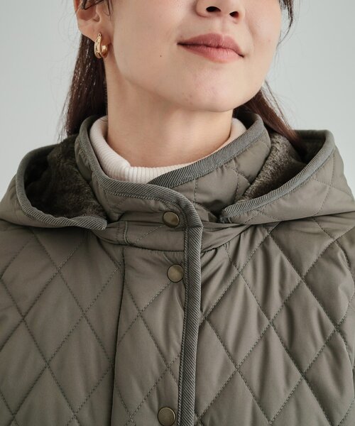 SHOO・LA・RUE（シューラルー）の「◆【フード取り外し可/撥水加工】自然にくびれる あったかダイヤ柄キルトコート（その他アウター・レディース・ブラック/グレー系その他/ライトベージュ・03/02/01/04）」の16枚目の写真
