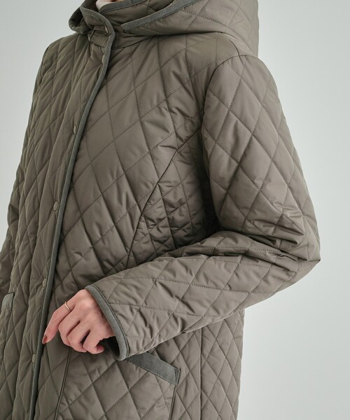 SHOO・LA・RUE（シューラルー）の「◆【フード取り外し可/撥水加工】自然にくびれる あったかダイヤ柄キルトコート（その他アウター・レディース・ブラック/グレー系その他/ライトベージュ・03/02/01/04）」の19枚目の写真