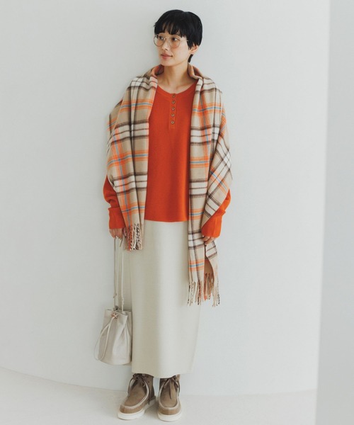 studio CLIP（スタディオクリップ）の「【3シーズン/静電気防止/毛玉軽減】12ゲージらくらくニットスカート[プチ・プラスサイズあり]（スカート・レディース・ブラック/ブルー/ナチュラル・PF/ﾌﾘｰ(L)/FREE）」の4枚目の写真