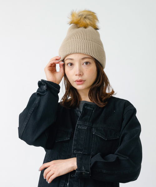Ruben（ルーベン）の「【RUBEN】ボンボン付きニット帽 / ワッチキャップ / RUS-8237（ニットキャップ/ビーニー・レディース・ベージュ/グレー/ブラック/アイボリー・フリー）」の11枚目の写真