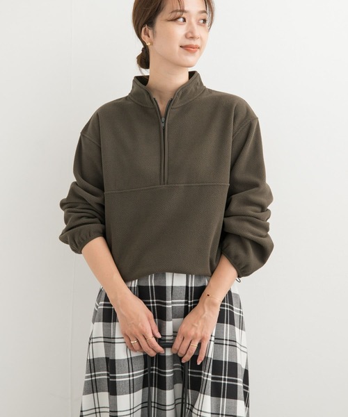 URBAN RESEARCH DOORS(アーバンリサーチドアーズ)の「『UR TECH』ピケフリースハーフジッププルオーバー(Tシャツ/カットソー・レディース・カーキ/アイボリー・MEDIUM)」の13枚目の写真