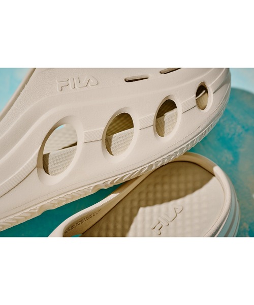 FILA（フィラ）の「BUBBLE FOAM CLOG（サンダル・レディース・グレー/ベージュ/ブラック・23.0cm/24.0cm/25.0cm/26.0cm/27.0cm/28.0cm）」の22枚目の写真