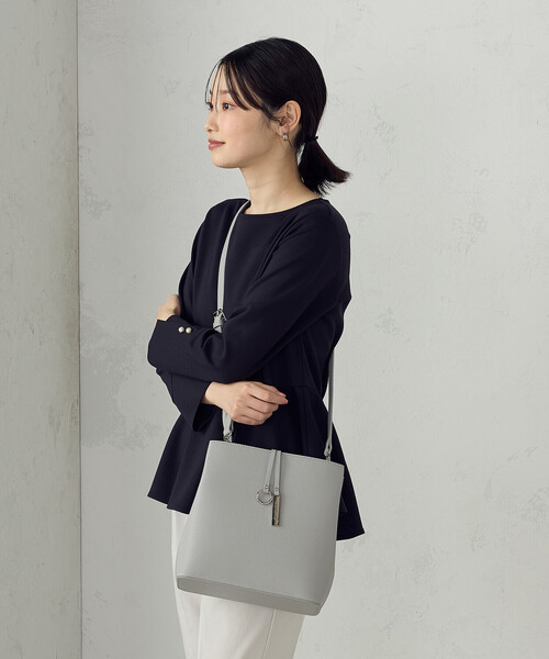 ロゴプレートミニバッグ（ハンドバッグ）｜MONO COMME CA（モノコムサ） 5,312円