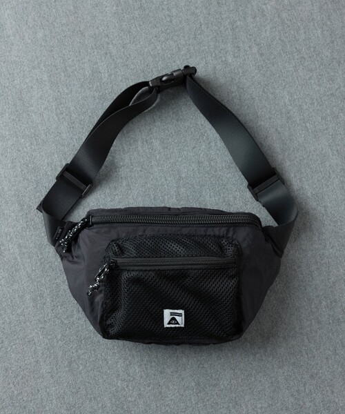 POLeR（ポーラー）の「POLeR × FREAK'S STORE/ポーラー × フリークスストア 別注 STUFFABLE FANNY PACK スタッファブルファニーパック（ボディバッグ/ウエストポーチ・メンズ・グレー/ブラック・ONE SIZE）」の10枚目の写真