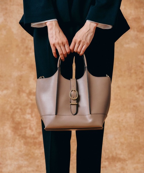 GLOBAL WORK（グローバルワーク）の「スペ軽バックル2WAYBAG/248209（ショルダーバッグ・レディース・アイボリー/ブラック/ベージュ/アイボリー系7・ONE SIZE）」の8枚目の写真