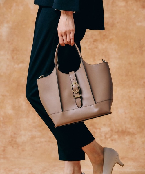 GLOBAL WORK（グローバルワーク）の「スペ軽バックル2WAYBAG/248209（ショルダーバッグ・レディース・アイボリー/ブラック/ベージュ/アイボリー系7・ONE SIZE）」の7枚目の写真