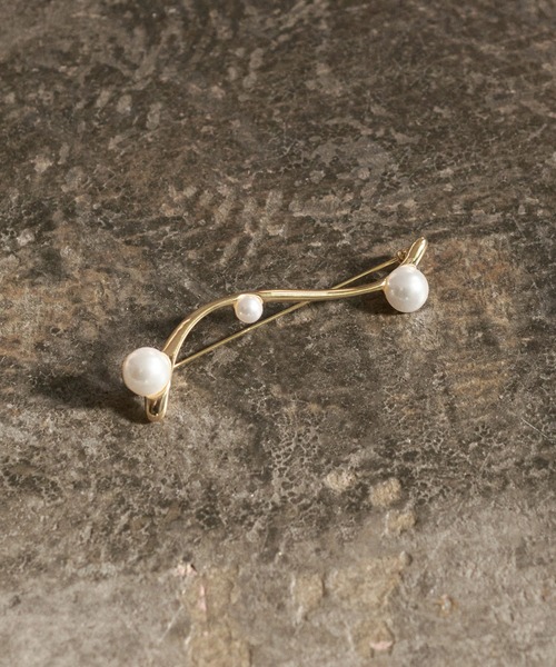 GOLDY（ゴールディ）の「ランダム パール ウェイビー ブローチ（ブローチ/コサージュ・レディース・ゴールド/シルバー/ゴールド系その他/シルバー系その他・FREE）」の5枚目の写真