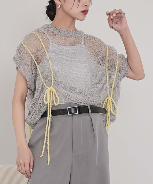 miette(ミエット)の「ドロストリボン透かし編みニットベスト(ニット/セーター・レディース・ブラック/アイボリー/グレー・FREE)」の22枚目の写真