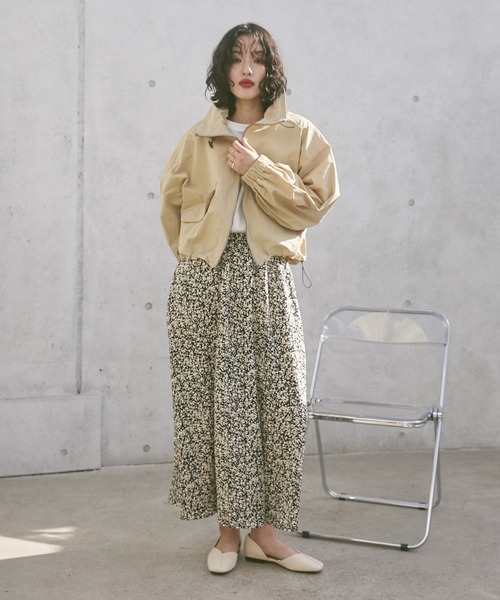 hunch(ハンチ)の「ジョーゼット総柄プリント フレアスカート(スカート・レディース・イエロー系その他/パープル系その他/ブラック系その他・FREE)」の8枚目の写真