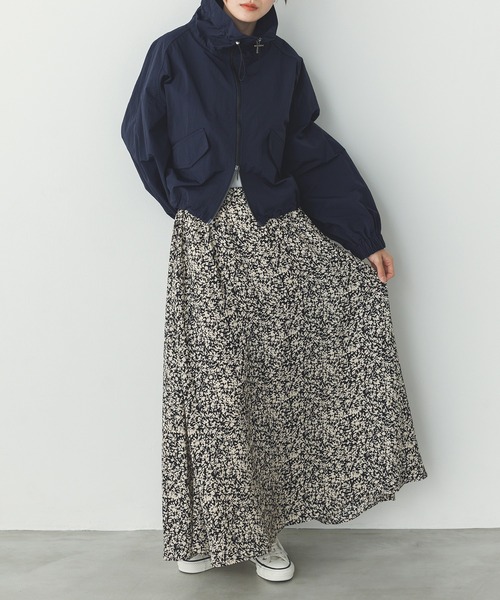 hunch(ハンチ)の「ジョーゼット総柄プリント フレアスカート(スカート・レディース・イエロー系その他/パープル系その他/ブラック系その他・FREE)」の17枚目の写真