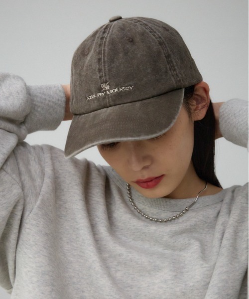 AZUL by moussy（アズールバイマウジー）の「ウォッシュ加工キャップ（キャップ・レディース・ブラウン/グレー・FREE）」の2枚目の写真
